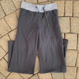 lululemon | charcoal wide leg yoga pants